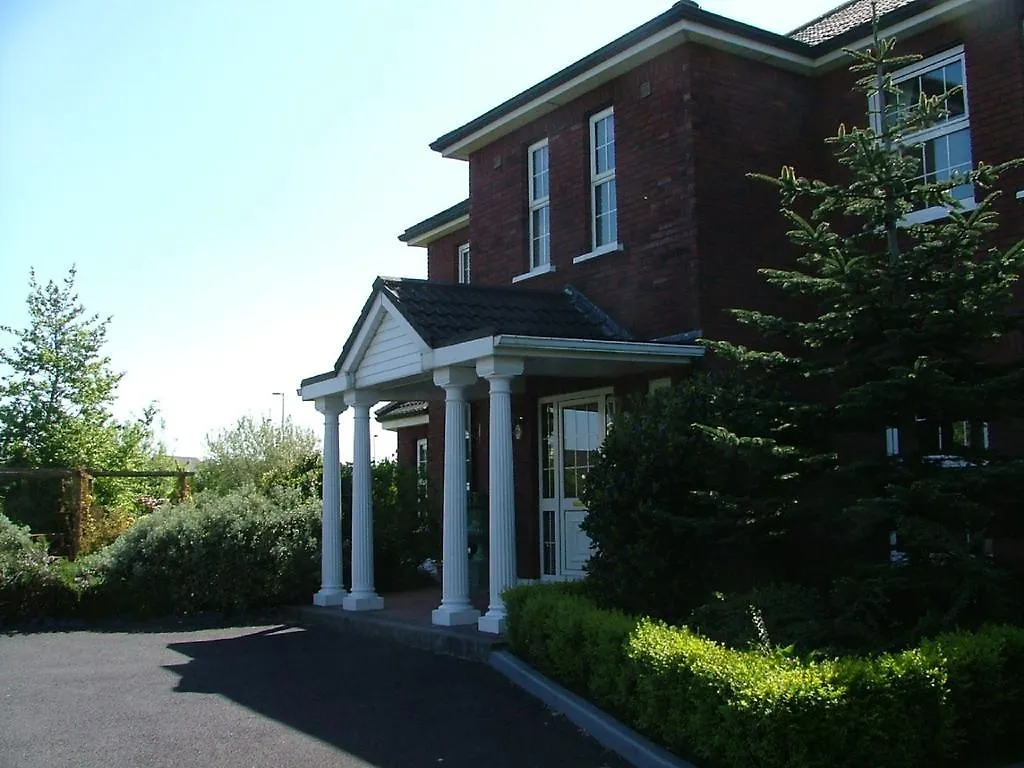 Bed & Breakfast Balally House Shannon